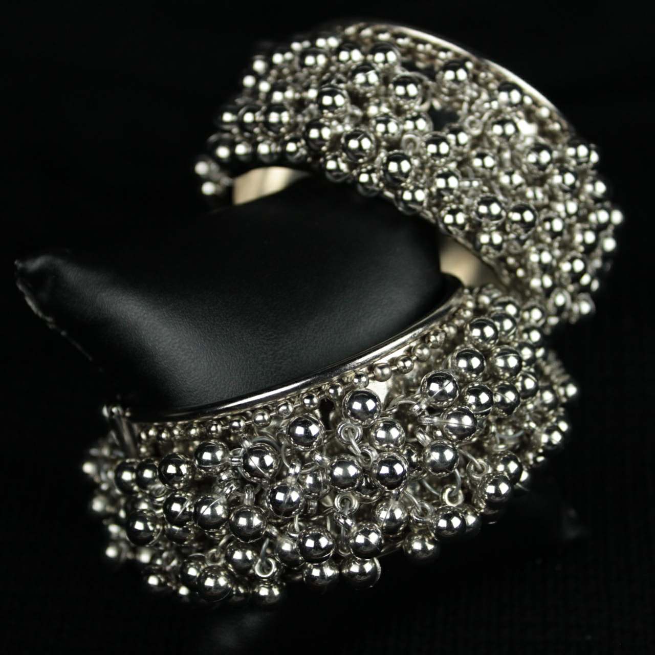 Buy Oxidized Ghungroo Cuff Bracelet for Girls Silver Plated Bracelets for  Women Online at Silvermerc – Silvermerc Designs