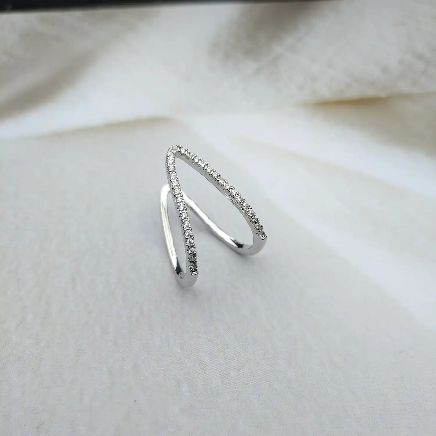 Ravishing Rupture Diamond Vanki Ring